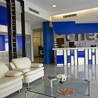 One Playa del Carmen Otel